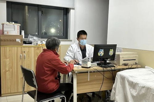 閔行社區(qū)晚門診創(chuàng)新醫(yī)療服務(wù) 一年服務(wù)6.3萬人次，中醫(yī)助力基層健康
